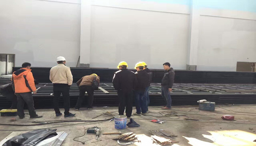 阶梯舞台安装